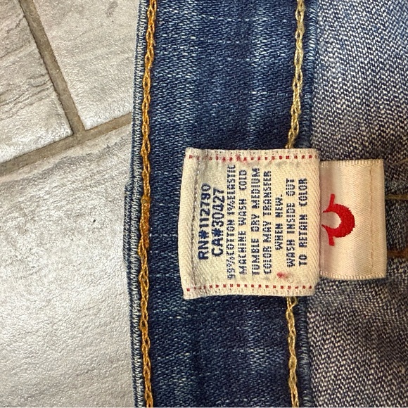 True Religion Blue Jeans with Distinctive Stitching - Picture 5 of 11